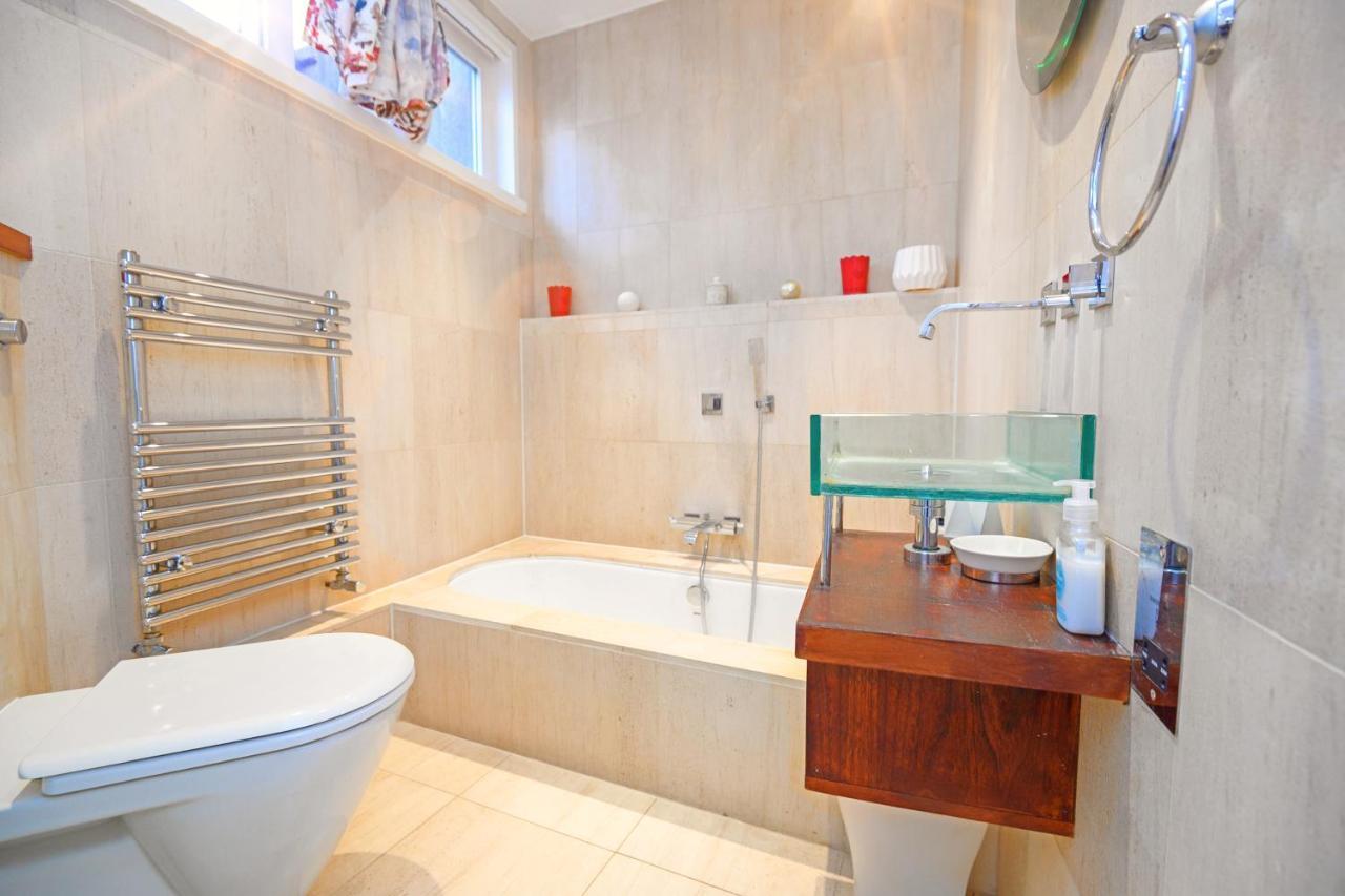 Luxury Massive Townhouse By Harrods Apartment Londra Exterior foto